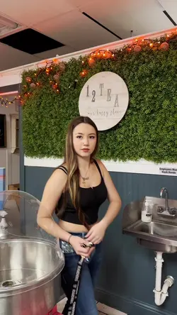 Thêm 13 đoạn video