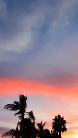Bildvorlage Hintergrundbild 9: 16 Wolken