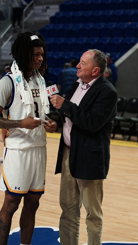 College Basketball 