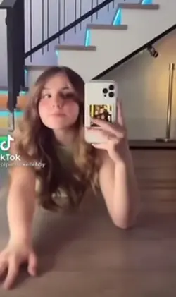 Hi
