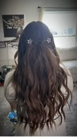 Gap toothed smile🩷