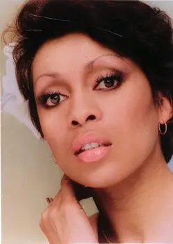 Lola Falana