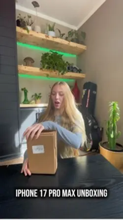 iPhone unboxing 