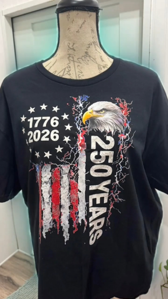 graphic tees 