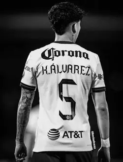 𝓝ew post !・𖤐