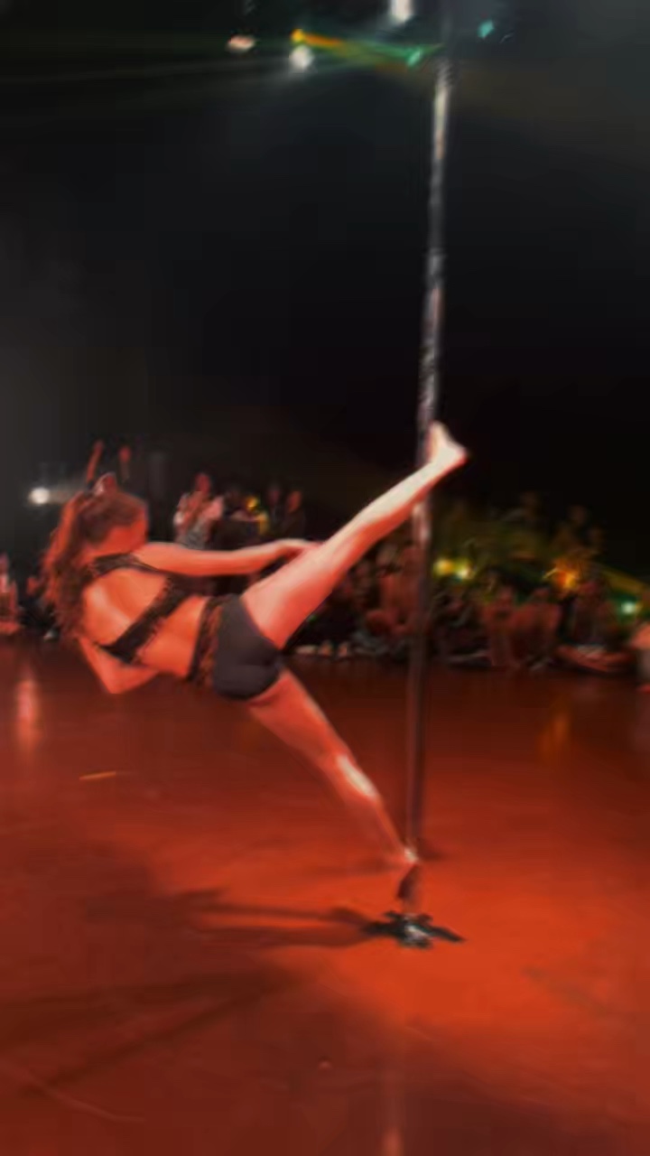 Pole dance 