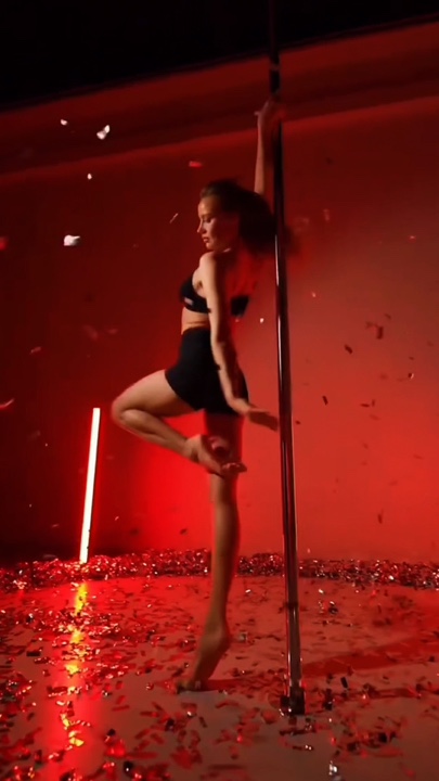 Pole dance