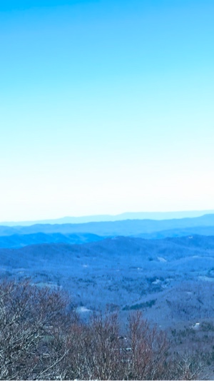Bonjour les montagnes 