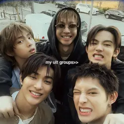 my ult groups !! 