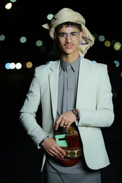 على العز واناموس 