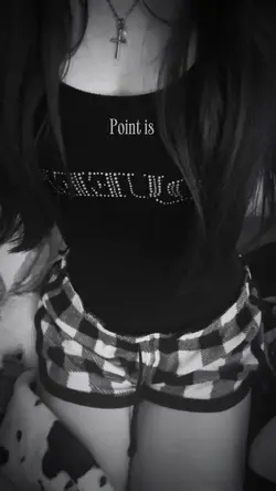 Who cares wht u wear