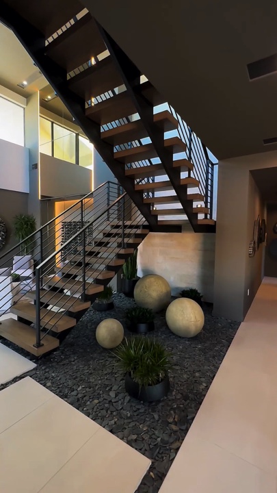 Real Estate Ads