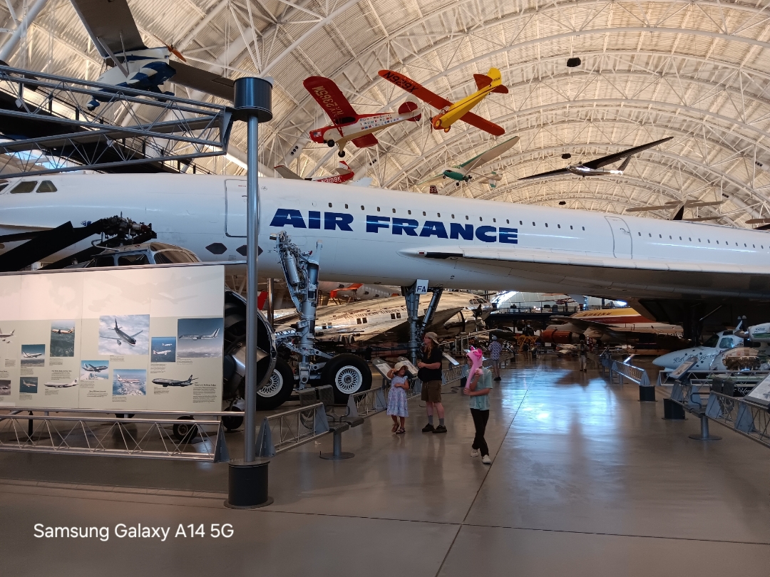Air plane 