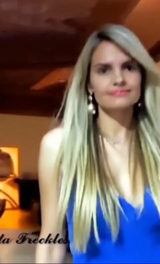 Estilo de passarela azul 