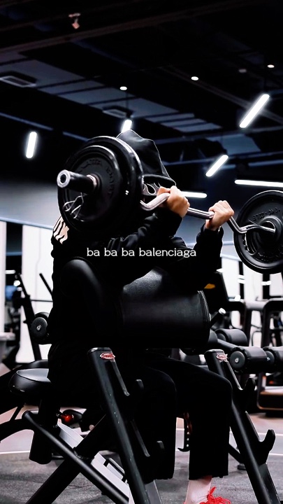 BA BA BALENCIAGA