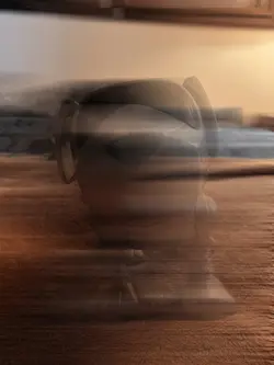 Fast moving overlays