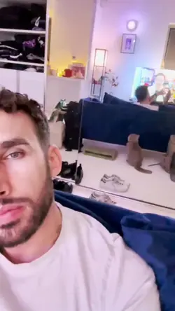 Stable Diffusion ²³⁴