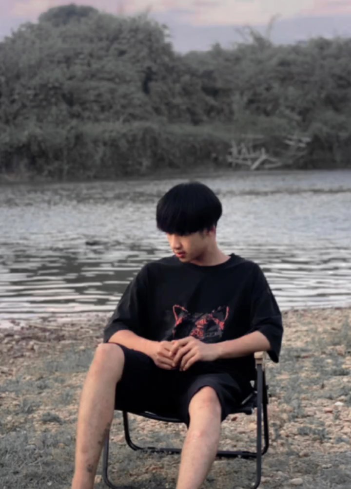 ၸွင်ႇၸႂ်ထိုင်ၽွင်ႈႁ