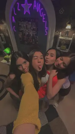 lagu acara timur