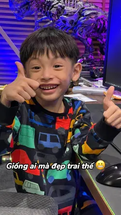 Khoe bố nào