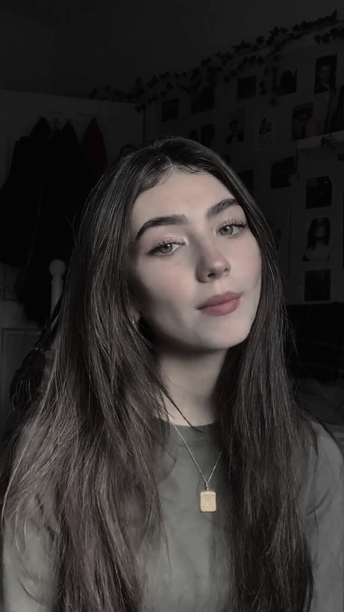 MENINA LINDA