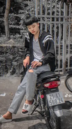 Mẫu nổ tung