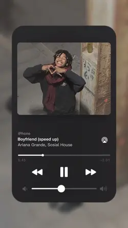 Boyfriend Ariana