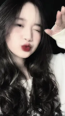 1 vd + dừng hình ảo