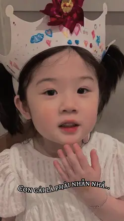 Con Gái Là Phải Nhẫn