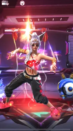 เปลี่ยนชุดฟีฟายตึงๆ