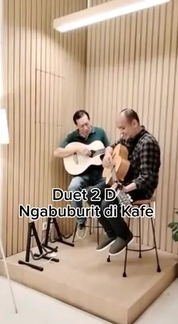 Duet Maen Gitar