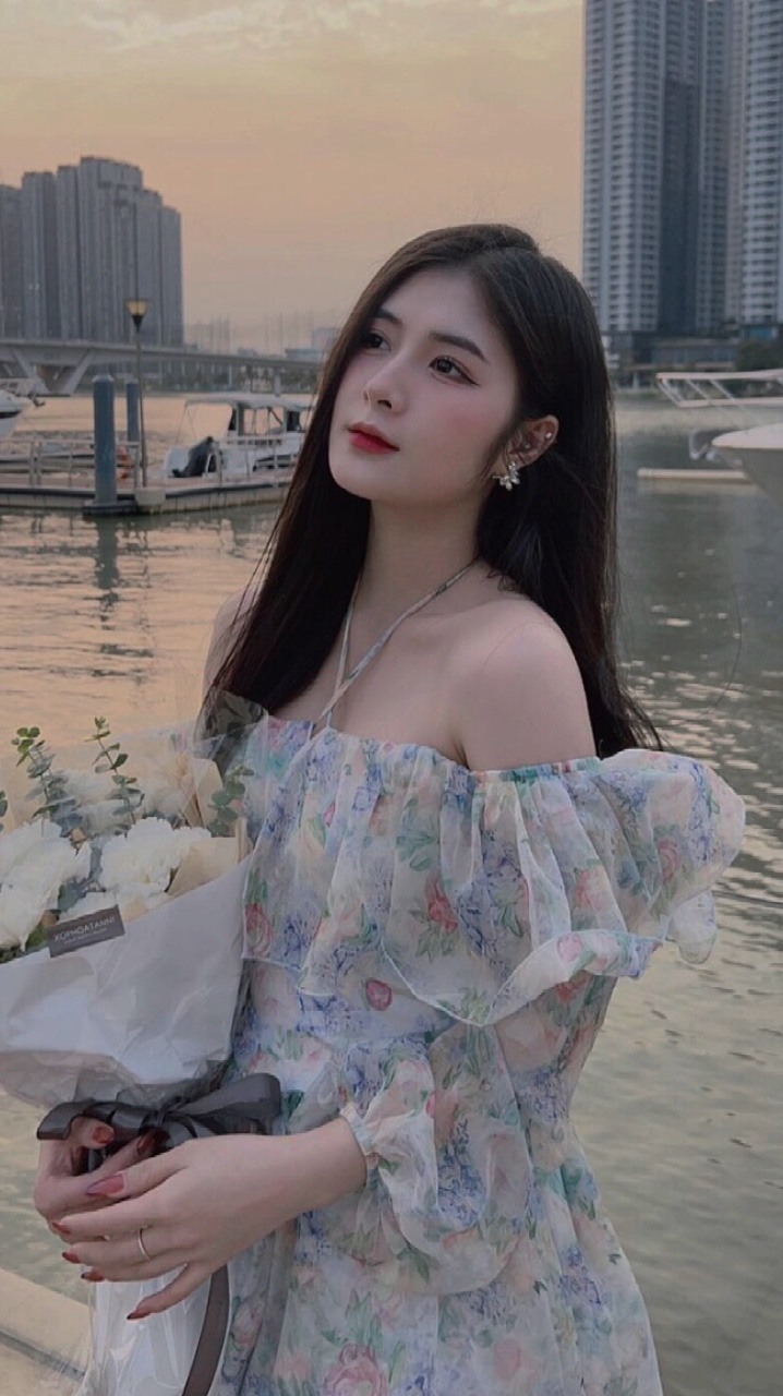 Mẫu 3 ảnh nhẹ nhàng 