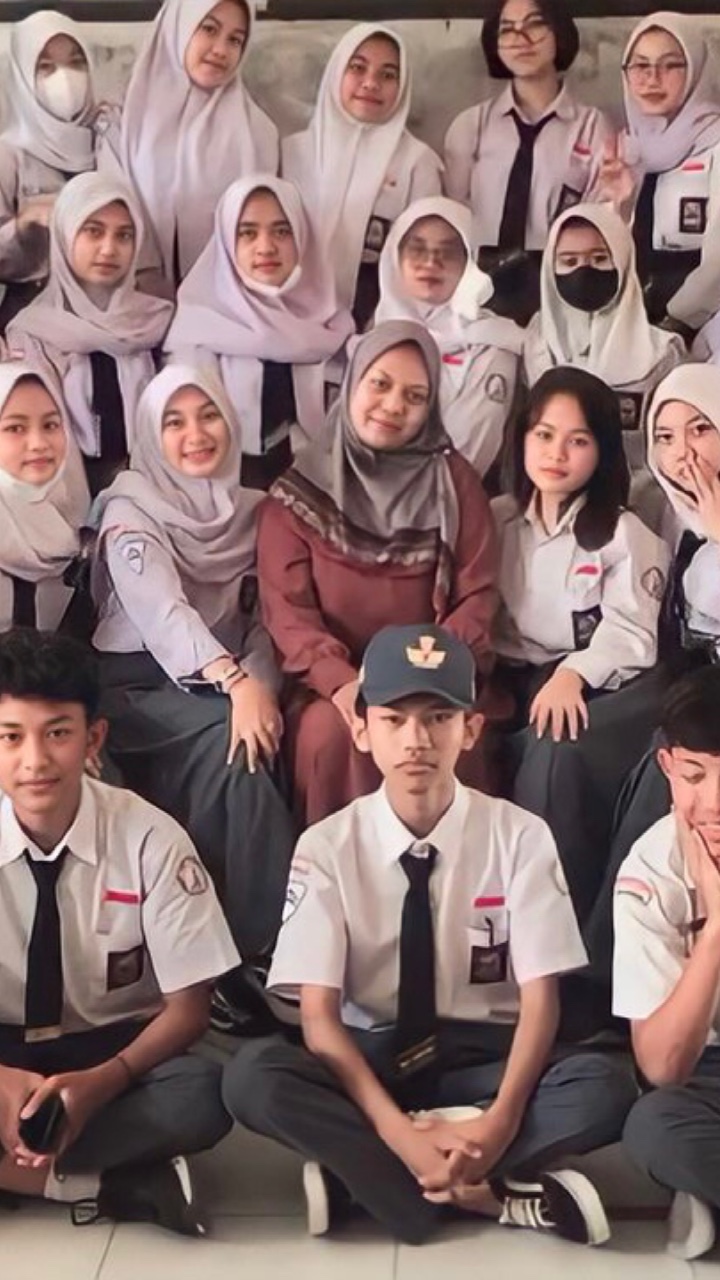 Kadro sekolah ni bos
