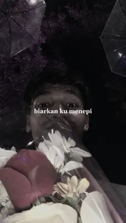 BIARKAN KU MENEPI