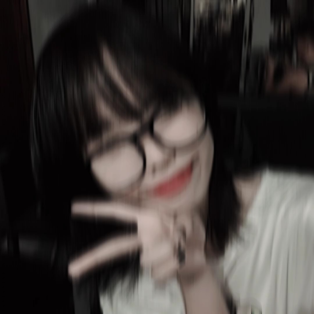 8 pics why u luv me