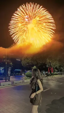 Ghép ảnh pháo hoa