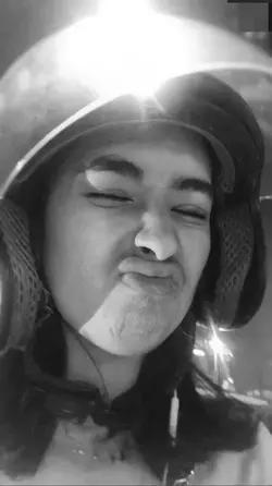 versi 7 foto bw