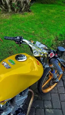 Nomer urut tiga ratu