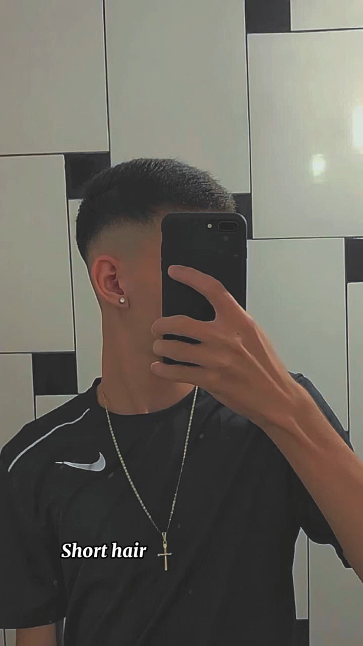 Cheveux courts vs longs