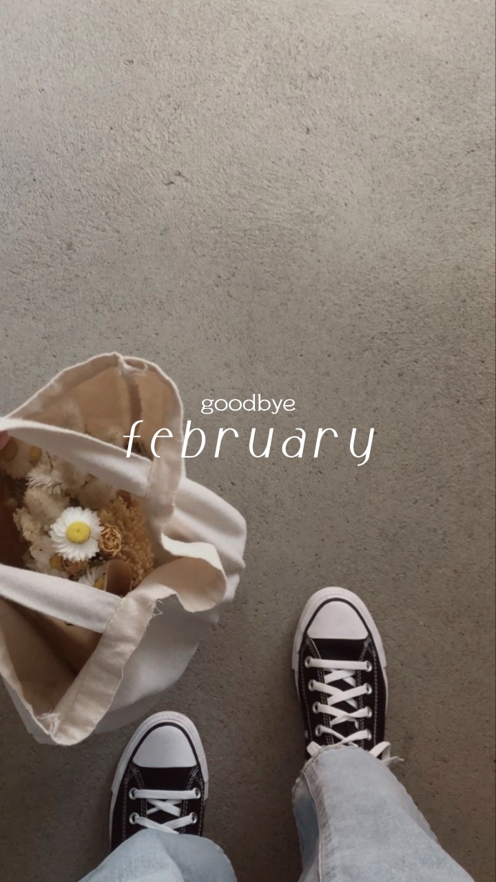 Bye February 40foto
