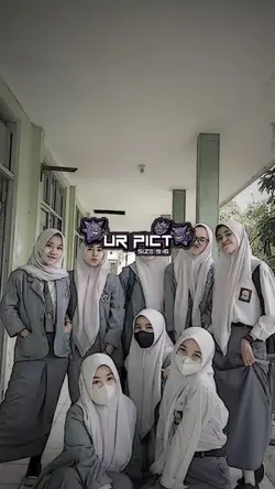 8 FOTO SENDIRI SAMA