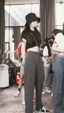 lirik aestetic