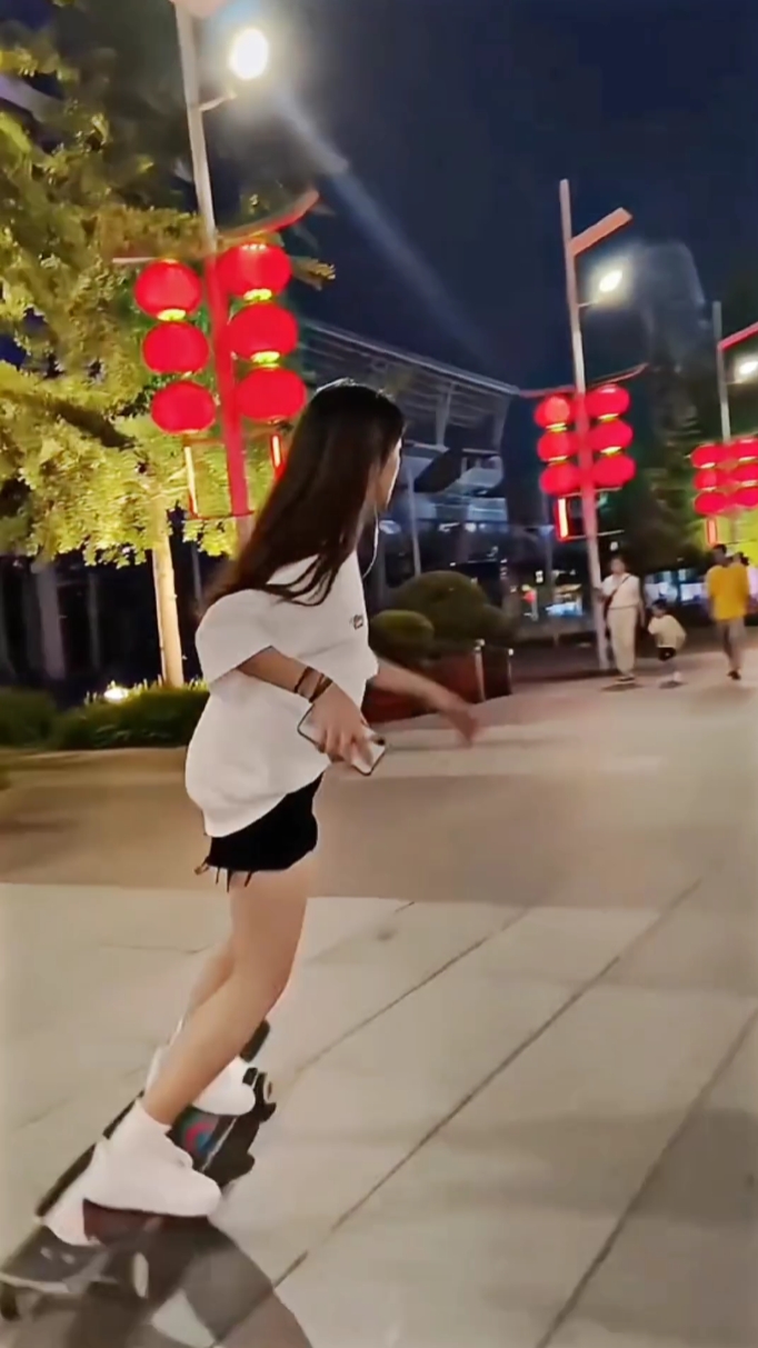 1 video SLOWMO