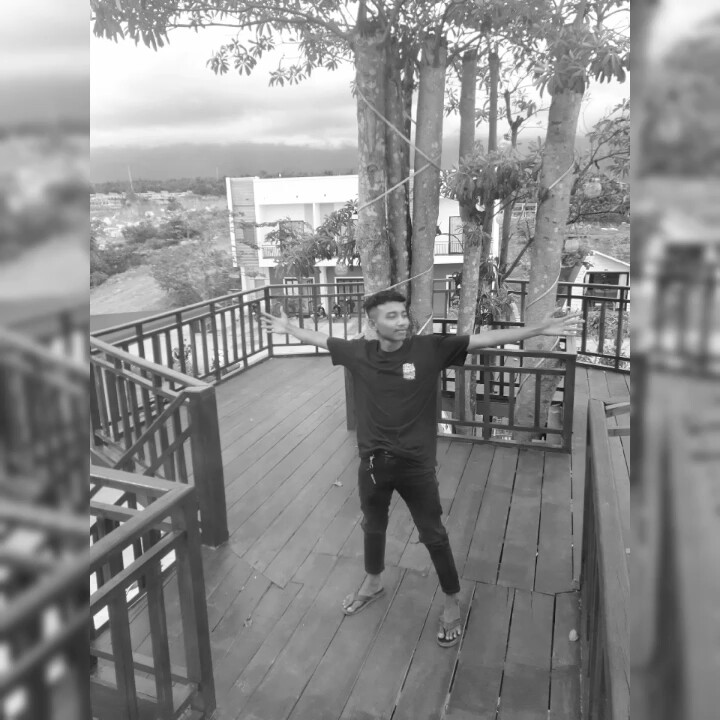 ដើរអ្នកអែងខ្លះទៅ