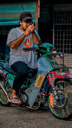 KU BERJALAN DI DALAM