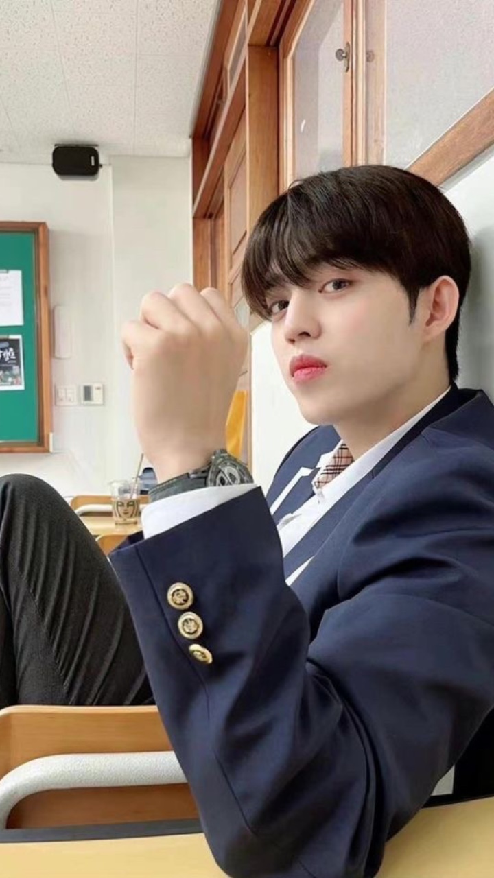 최애 4명을 모으면 취향이 보인다??