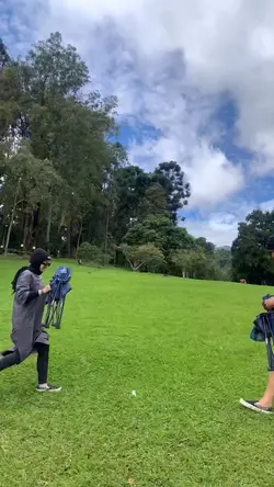 8 video 7 foto