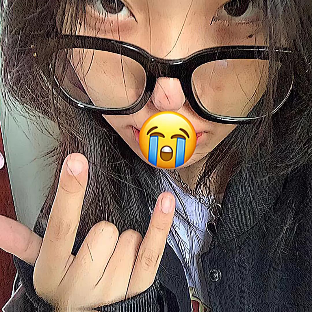 bisa menggerakkan emoji