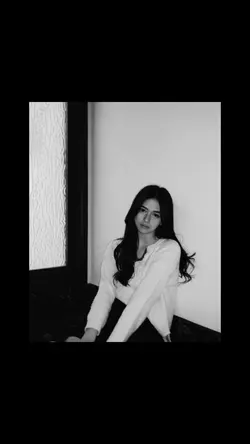 Hitam putih trend