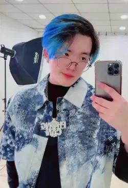mẫu 4 ảnh 